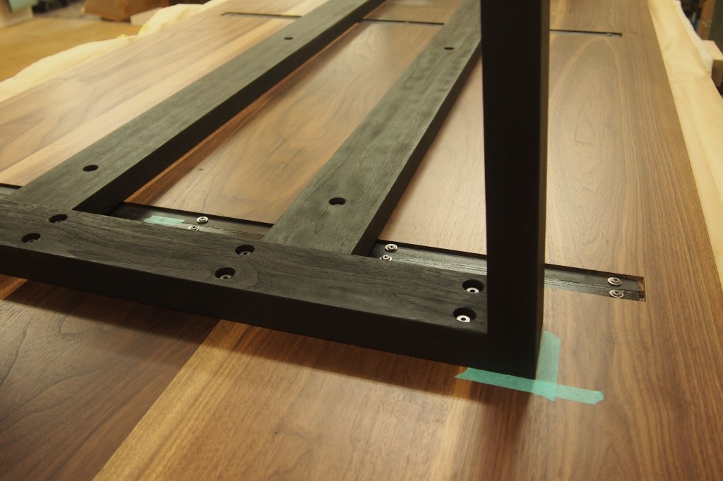 オーダーメイド家具 会議室用テーブル【ブラックウォールナット】台形 