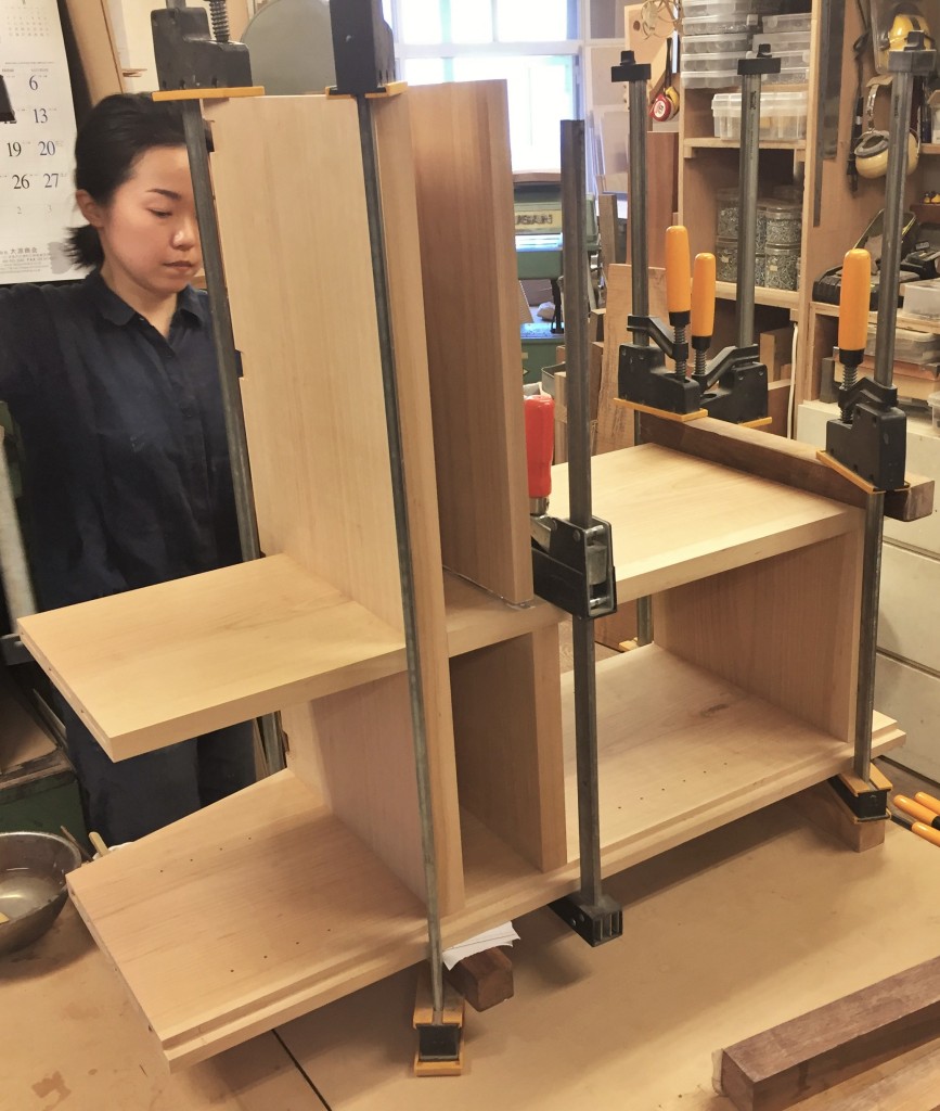 ライティングビューロー 上坂木材株式会社 レスターライティング 許可なく 