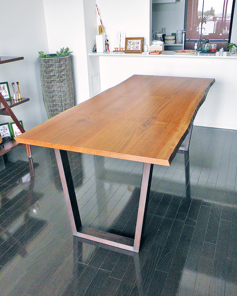 Dining Table [ダイニングテーブル/山桜(サクラ)]|オリジナル家具|東京のオーダーメイド家具・木工教室|家具工房アクロージュファニチャー