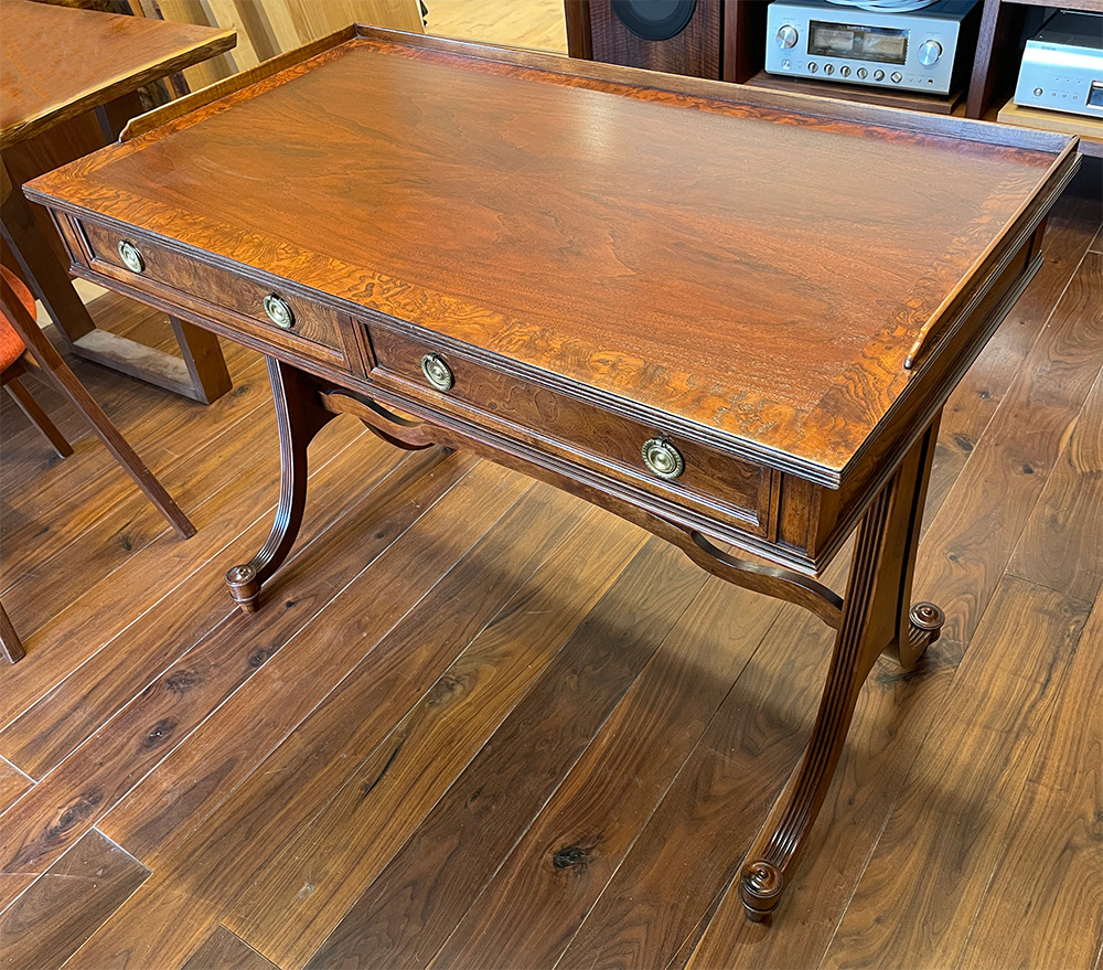 修理・修繕・再塗装 アンティークデスク|オーダーメイド家具|東京の  